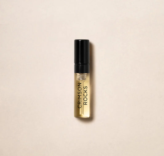 Indulge in the luxurious scent of Amouage Crimson Rock with this 2 ml 0,06 oz campioni ufficiali di profumo. From the prestigious Amouage perfume house