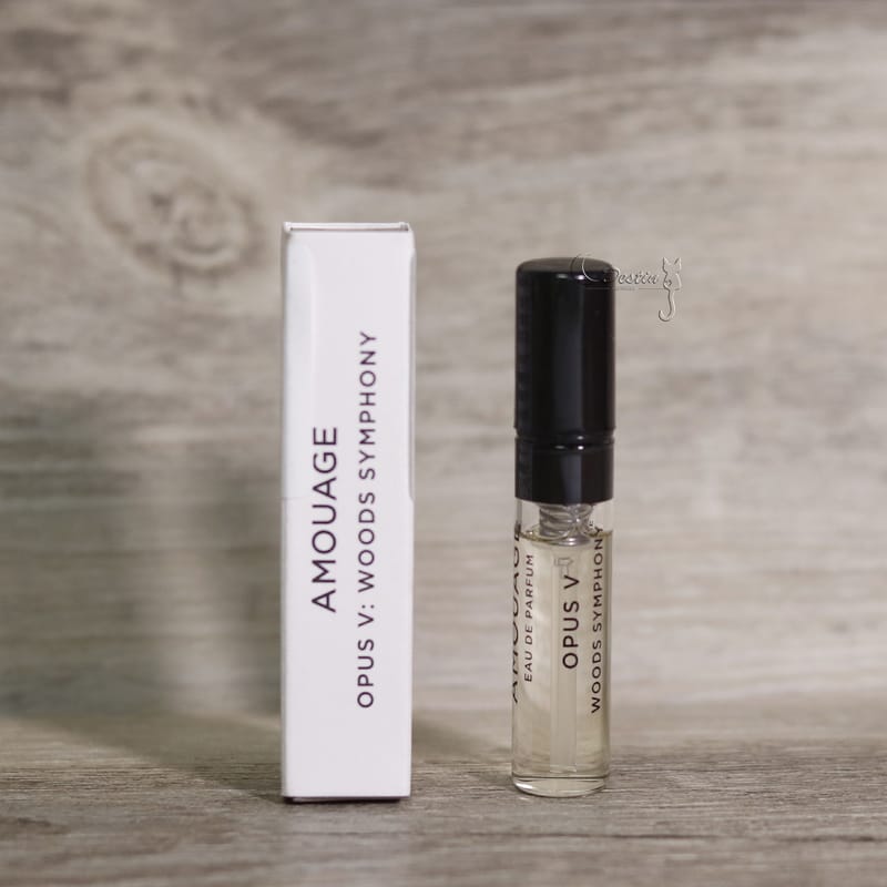 Amouage OPUS V Woods Symphony 2 ml 0,06 oz campione di profumo tester ufficiale di profumo Amouage OPUS V Woods Symphony 2 ml 0,06 oz campione di profumo tester ufficiale di profumo