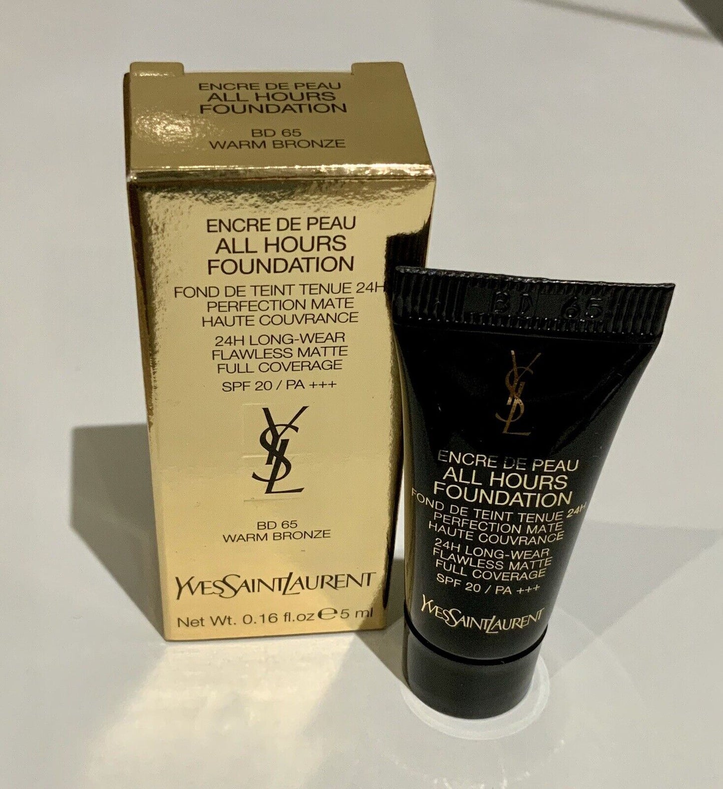 Yves Saint Laurent All Hours Foundation 5 ml 0,16 fl. oz. ufficiali skincare campione Shade B 10 Warm Porcelain